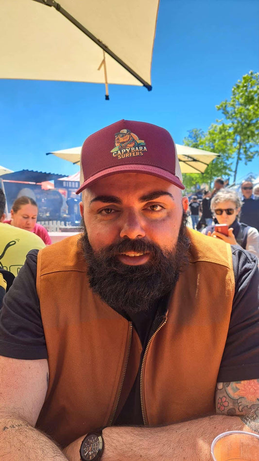 Cap Trucker Original Capybara Surfers ® - Bordeaux / Stone